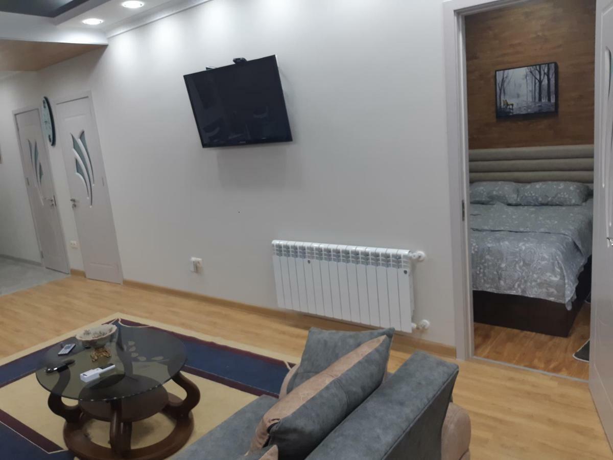 Мате Apartment Batumi Exterior foto